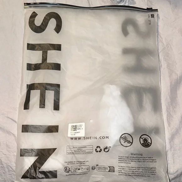 SHEIN Vibrant Green Maxi Dress with cutouts - Picture 3 of 9